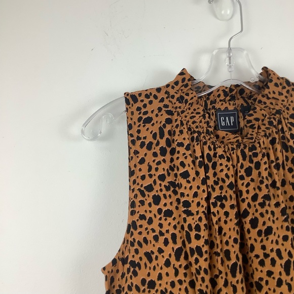 GAP Sleeveless Ruffle Neck Leopard Print Top in Brown/Black Multi - Picture 3 of 4